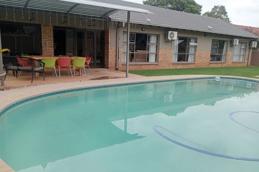 3 Bedroom Property for Sale in Orkney Park North West
